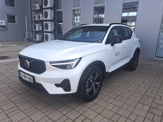 Volvo XC40 2.0 [B3] Mhev Plus Dark DCT Kszlete...
